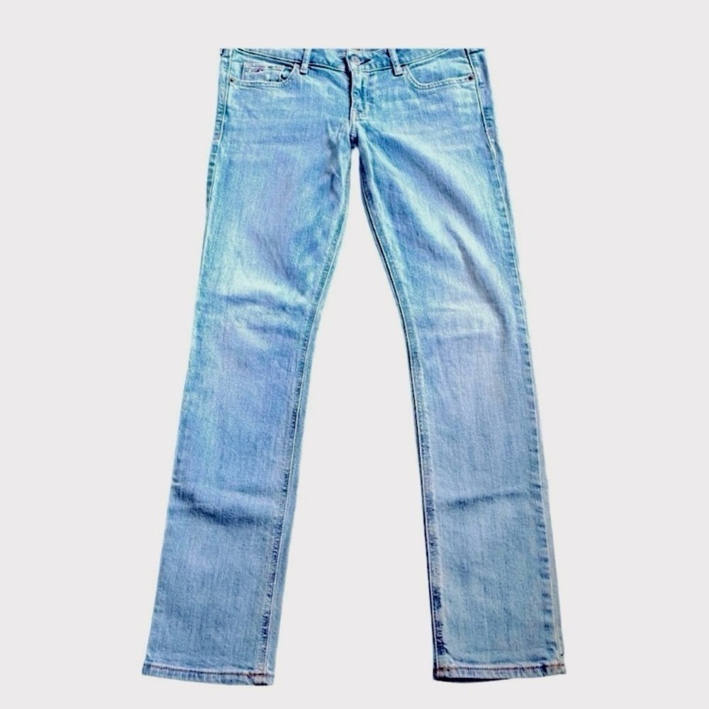 HOLLISTER-LIGHT WASH JEANS-SIZE 5S-27/31